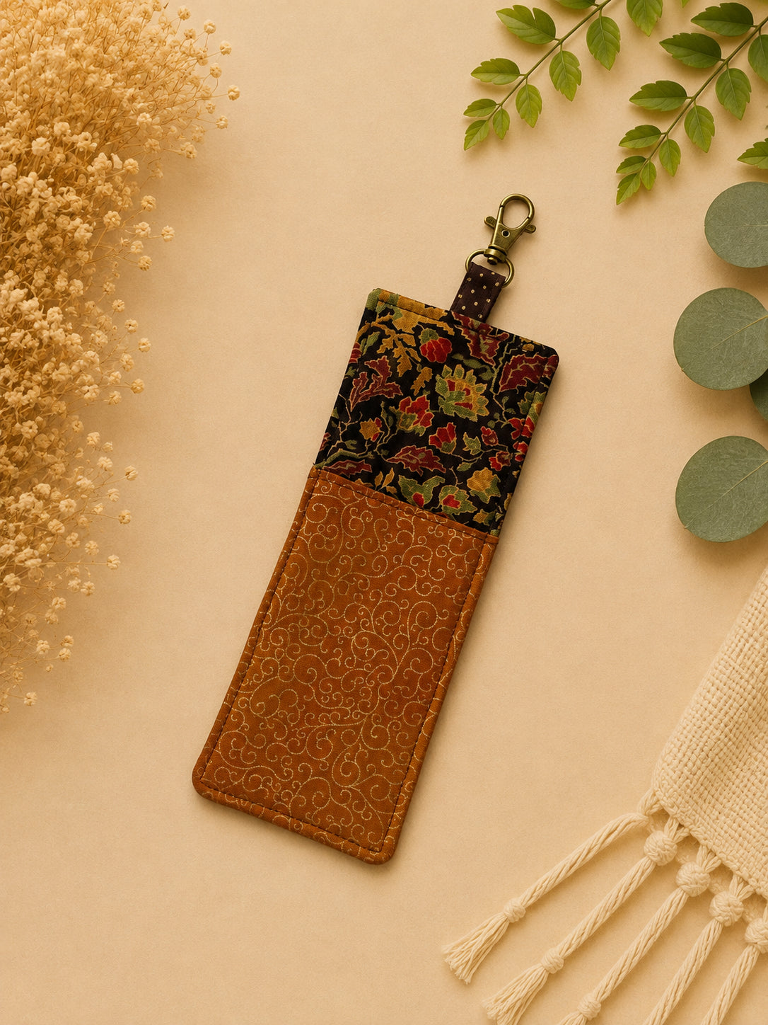 Dual Side Pen/Glasses Case for Lanyard