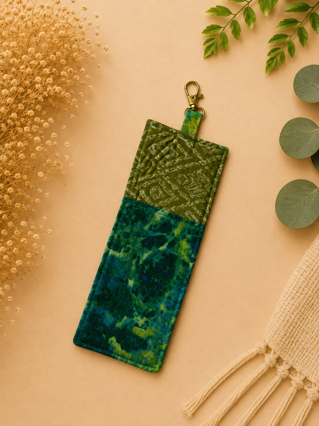 Dual Side Pen/Glasses Case for Lanyard