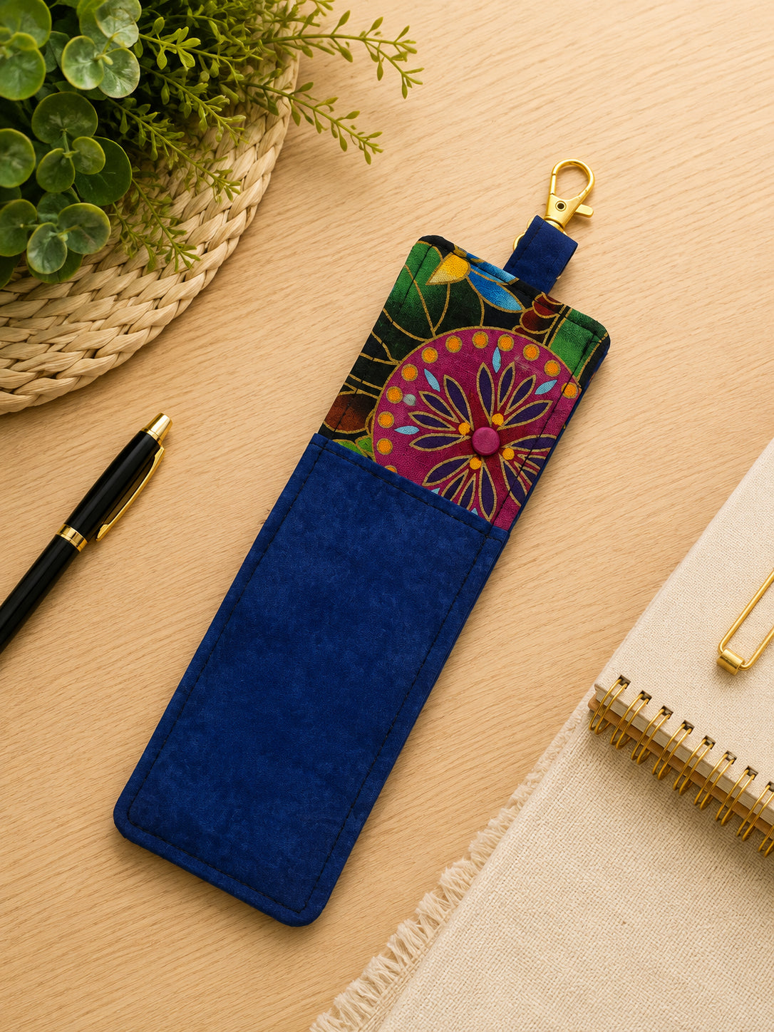Dual Side Pen/Glasses Case for Lanyard