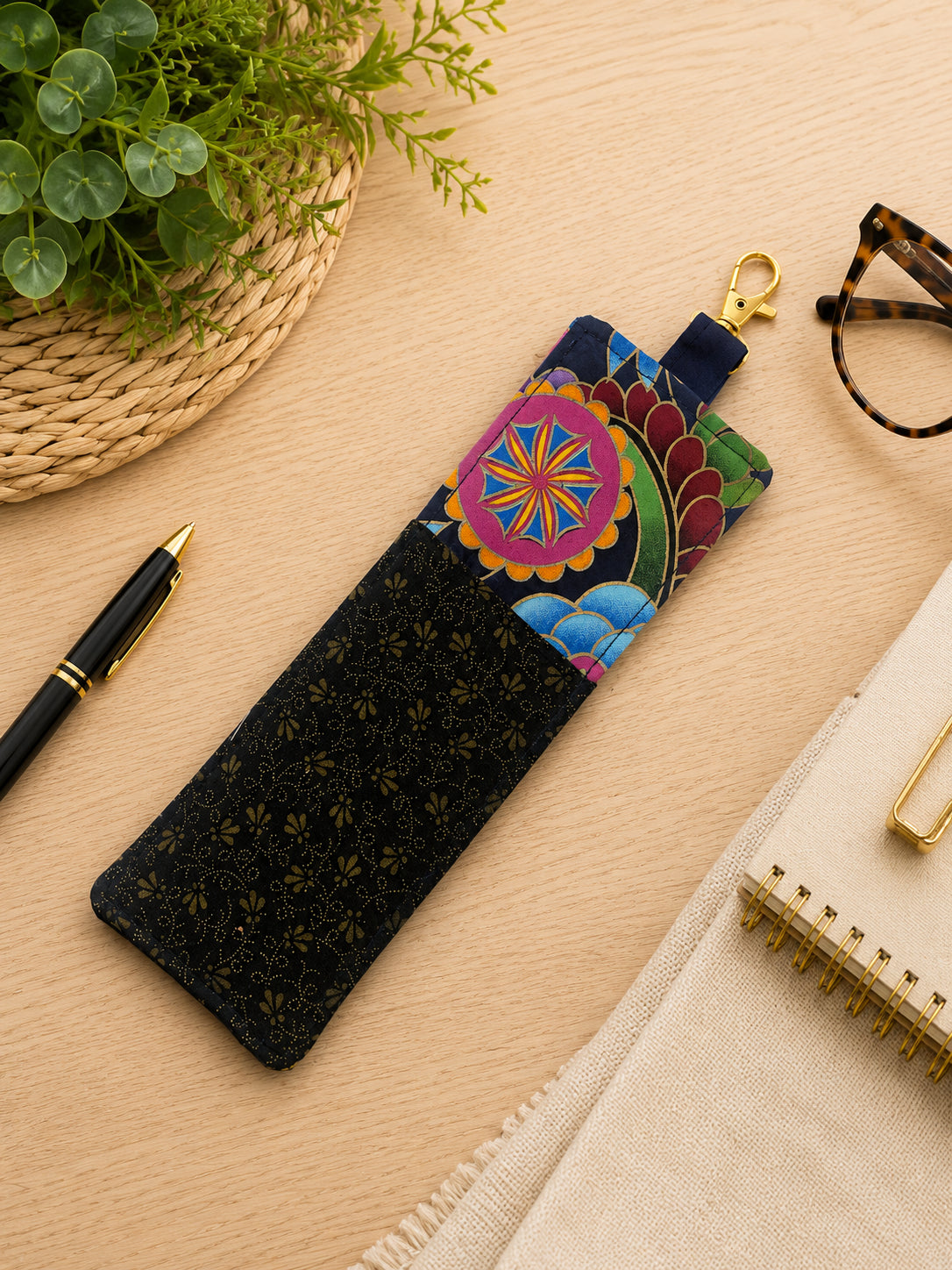 Dual Side Pen/Glasses Case for Lanyard