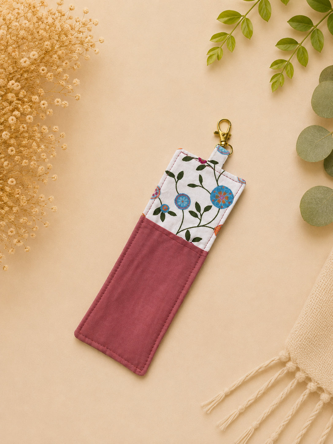 Dual Side Pen/Glasses Case for Lanyard