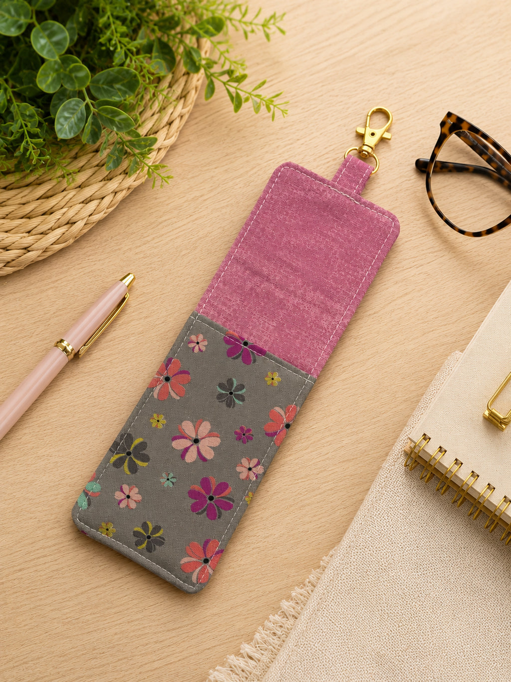 Dual Side Pen/Glasses Case for Lanyard