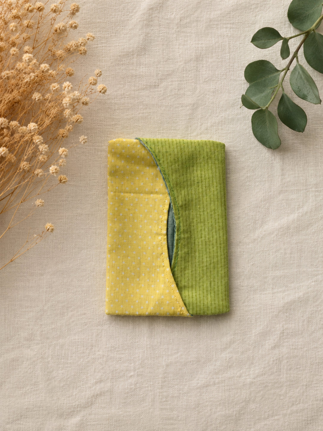 Tissue Cover - Clasp Free