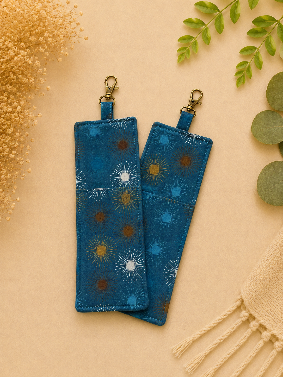 Dual Side Pen/Glasses Case for Lanyard