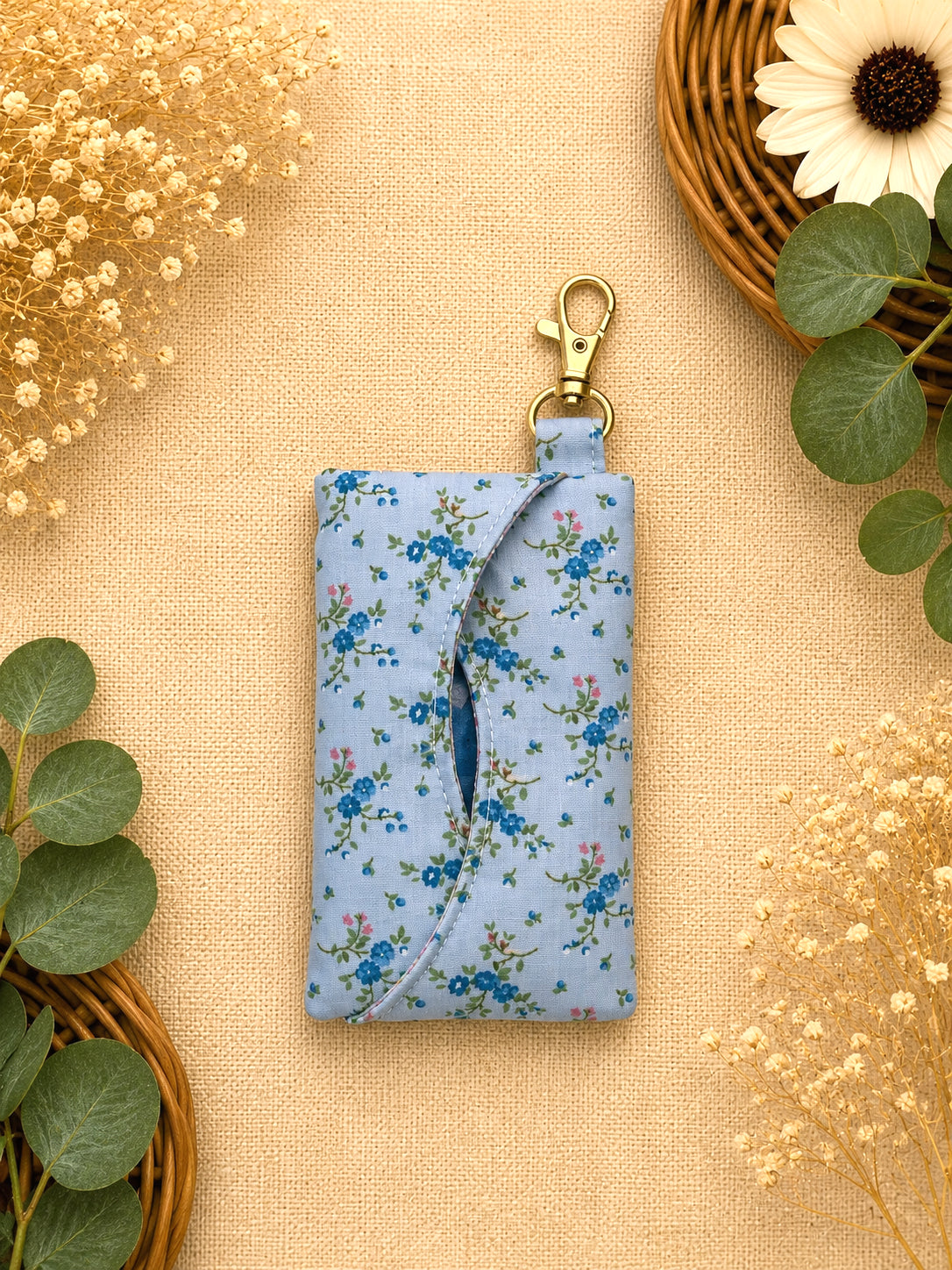 Tissue Holder
